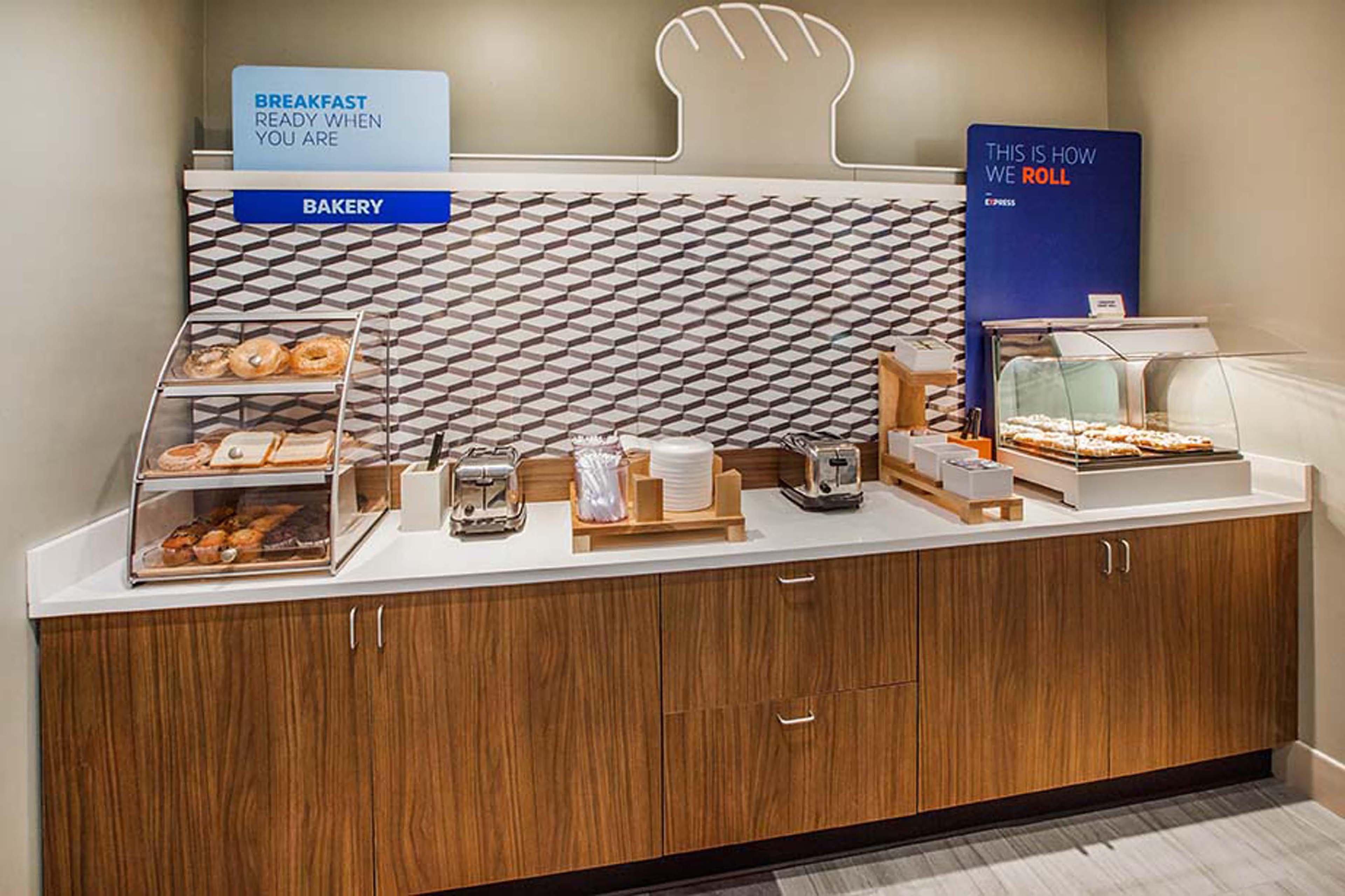 Holiday Inn Express & Suites - Fort Wayne North By Ihg Sunnybrook Acres Esterno foto